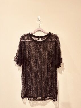 TORRID Abbey Short Sleeve Sheer Black FloralLace Top Flutter Sleeves 2X GothDark